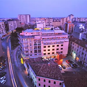 Venezia Отель Местре